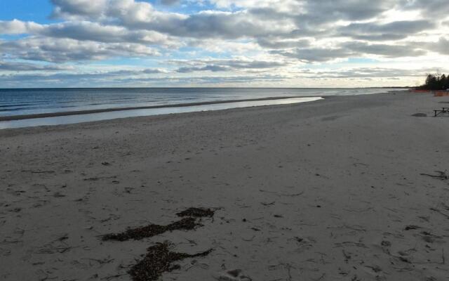 Sunrise Beach Oscoda @ Surfside