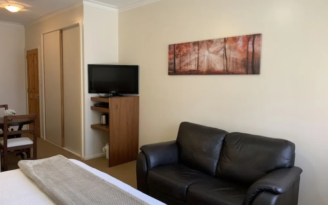 Guildford River Retreat