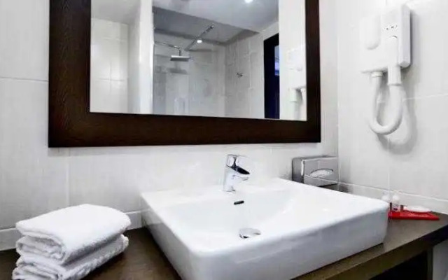 Kyriad Design Enzo Thionville