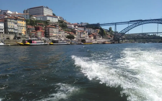 Oporto Douro Floating House