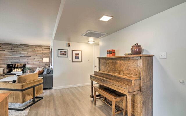 Lake Powell Views: Mid-century Home in Page