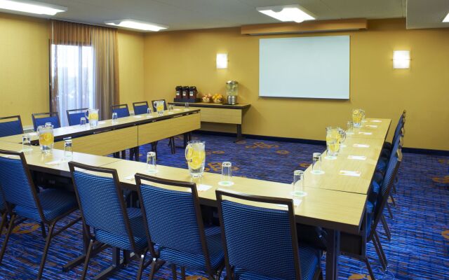 Courtyard by Marriott Rockford