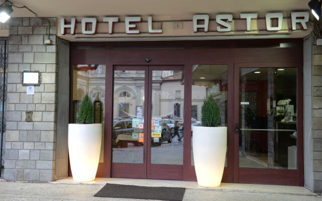 Hotel Astor