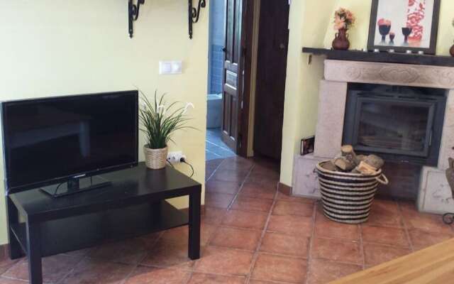 Apartamentos Rurales L'Arboleu