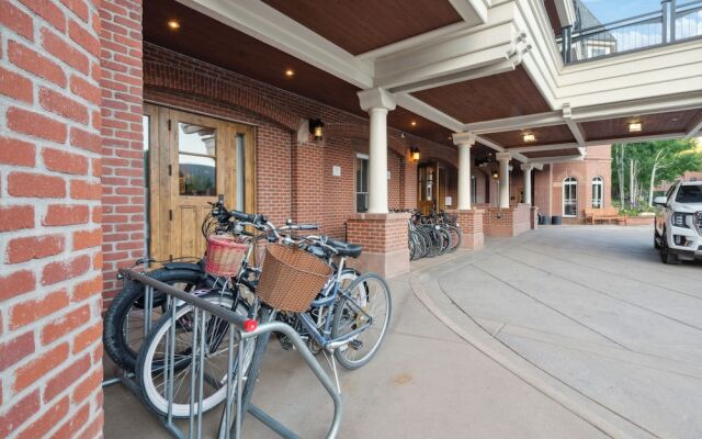 The Aspen Mountain Residences