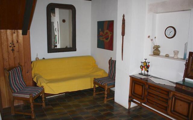 Spacious Holiday House Hana, Sleeps 12