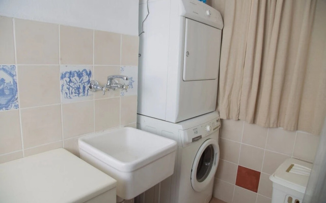 Stylish Perfect 2BR Tel Aviv Beach Apt