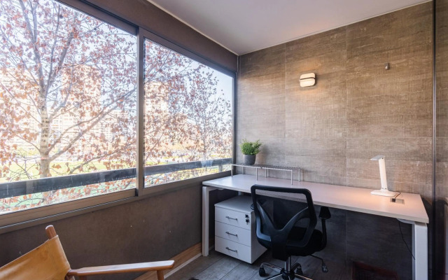 Vitacura Zen 2BR W/ Parking, Wifi, Gym & Mall