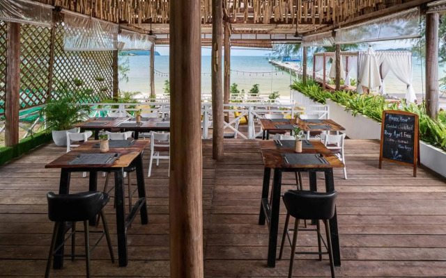 Eden Beach Resort By EHM