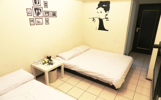 9527 Taichung Hostel