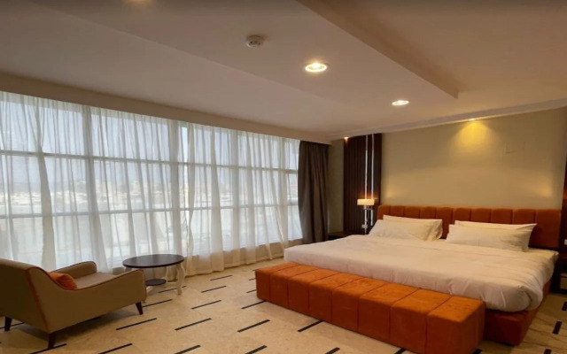 Hail Gate Hotel
