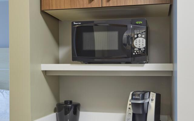 Holiday Inn Express & Suites Hermiston Downtown by IHG