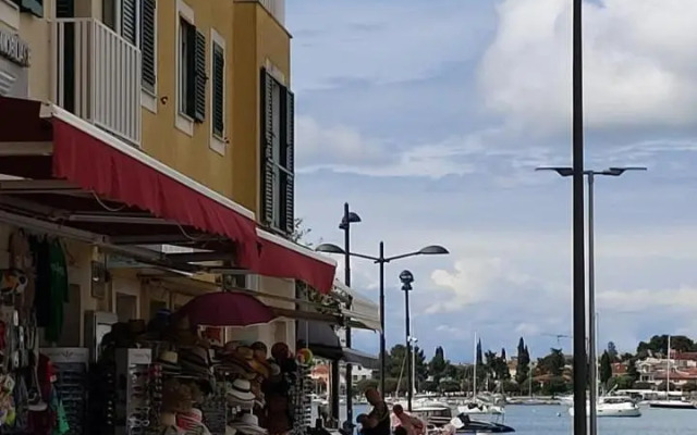 Bella Vista