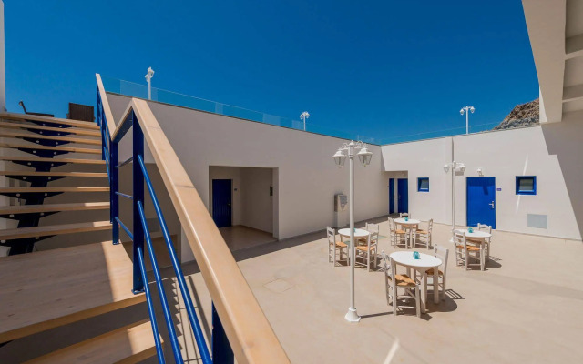 Eagles Nest Hotel