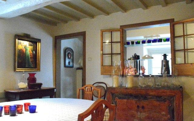 Holiday Home in Bitvre Near Town Center