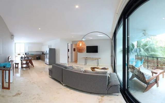 Oh So Heavenly Condo , ENCANTO 205 E – By Salt-Kisses