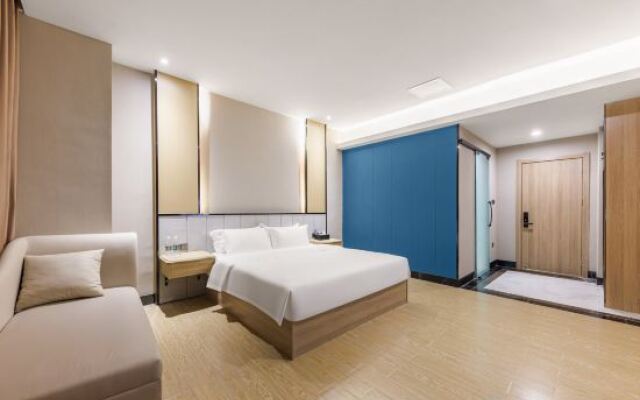 Prince Hotel