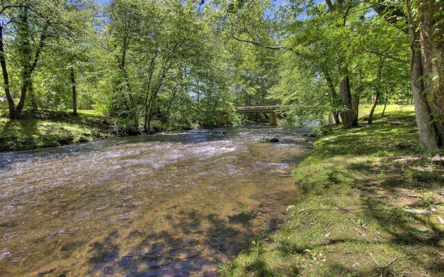 Living Waters 376 - Three Bedroom Cabin
