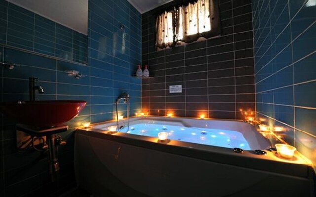 Gadulgi Garden Pension