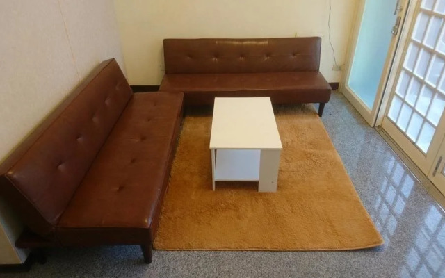 Chao Zhou Train Station Hostel