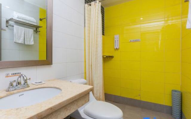 Super 8 Hotel (Suzhou Jinfeng Road Subway Station Yushan Road)