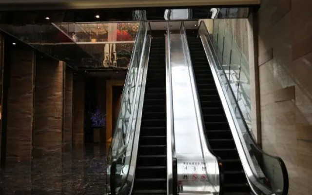 Jingge Hotel