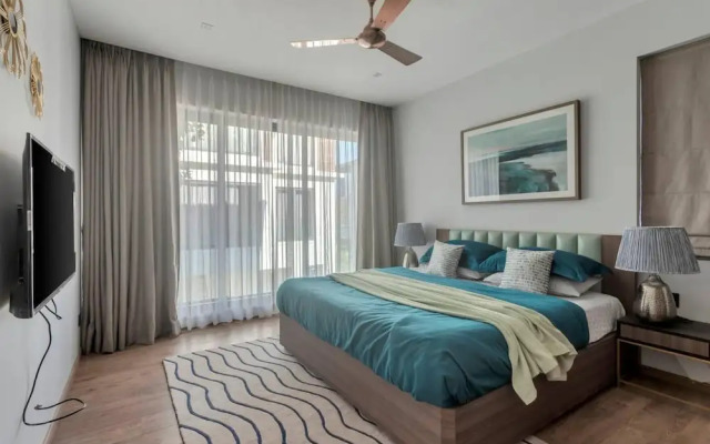 Villa Polaris by Hireavilla 4BR w Pvt Heated Pool