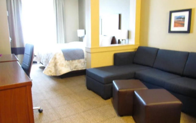 Heartland Inn and Suites