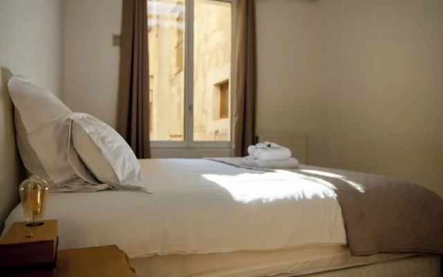 Unforgettable stay in Bordeaux heart