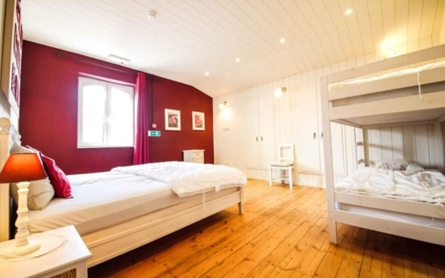 Modern Holiday Home in Hastiere With Sauna
