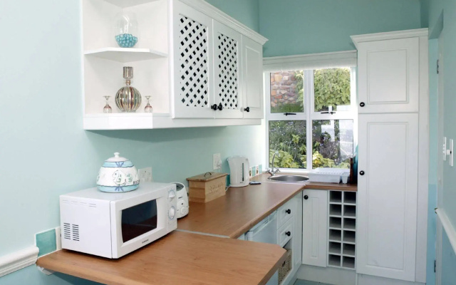 Cape Rose Cottage