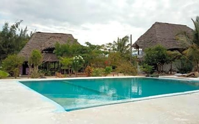 Mnana Lodge