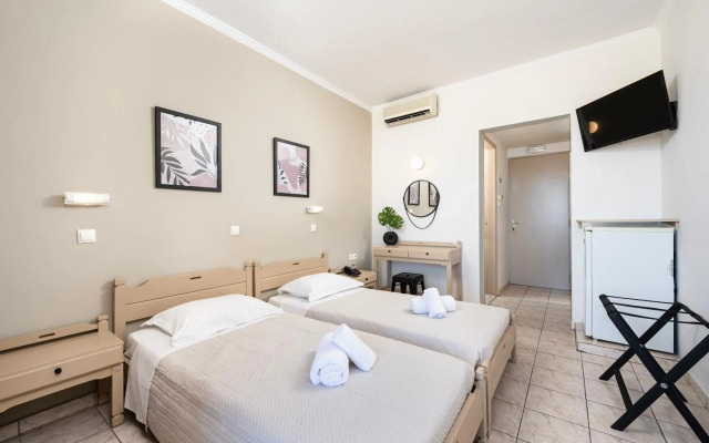 Zephyros Hotel