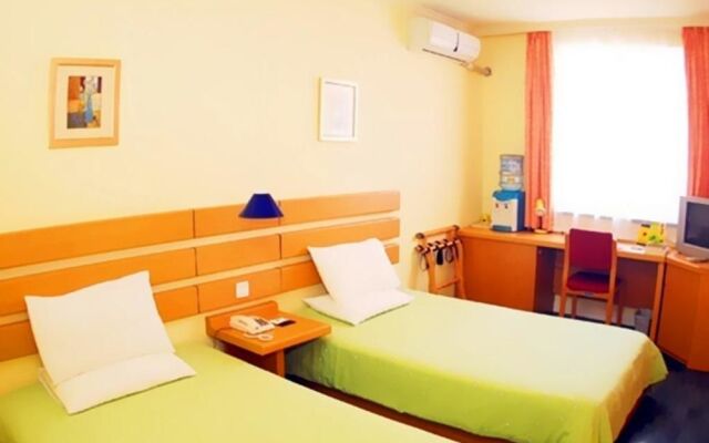 Homeinn · neo (Changchun Jiefang Avenue MixC Store)