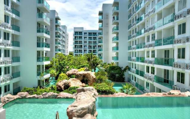 Amazon Condo & Water Park Pattaya