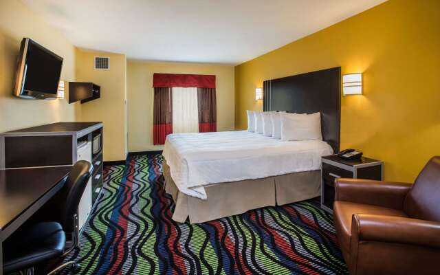 Days Inn & Suites by Wyndham Augusta Near Fort Eisenhower