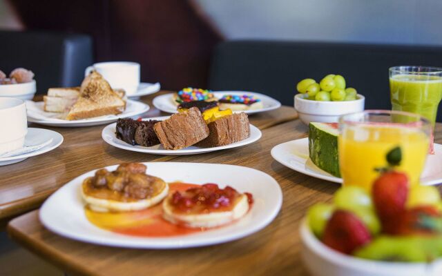 Ibis Guaratinguetá Aparecida