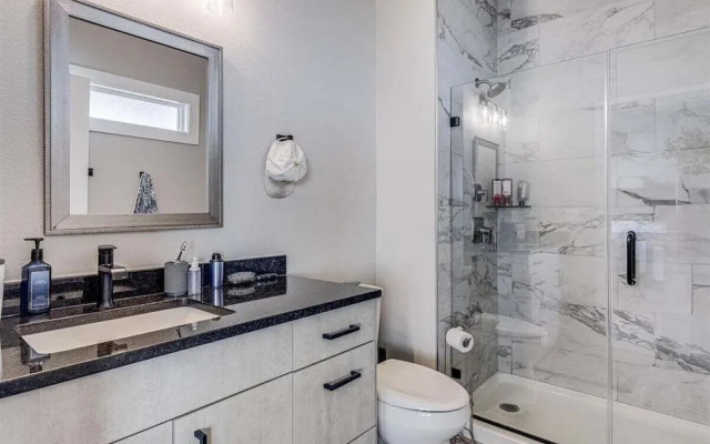 Tranquil Waters 8 Bedroom Home