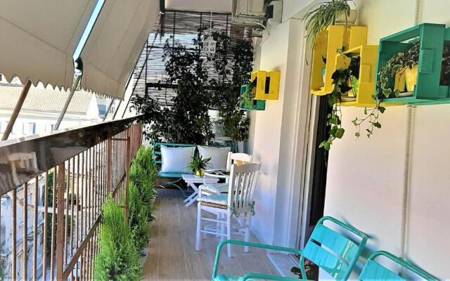 AAY- Best Corfu Town & Sea Apart 2bedroom Renovated + lift / Comfy&Design+WiFi