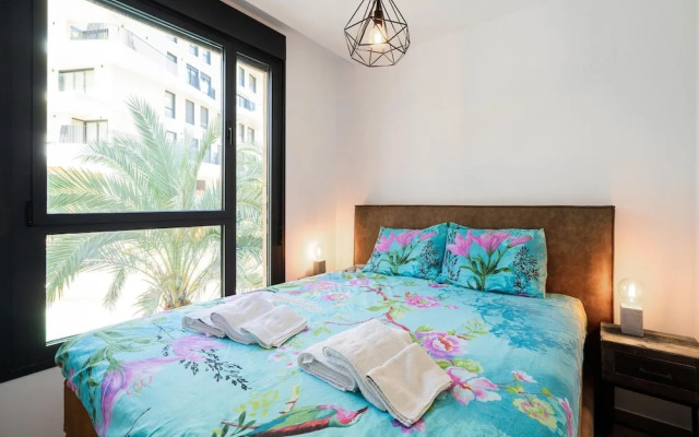 Villajoyosa Home With Shared Pool