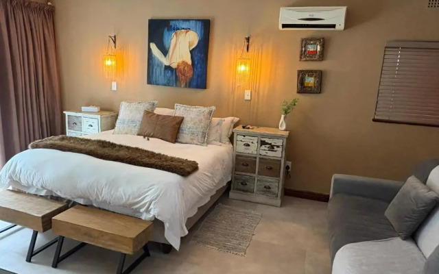 Luxury Upmarket Guesthouse 20 on 4th