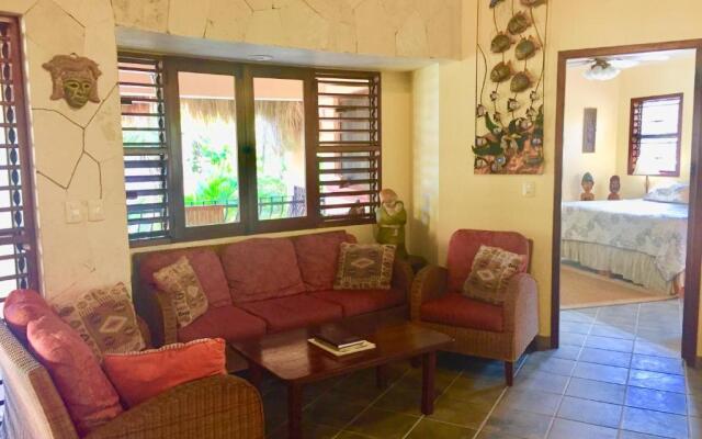 Nah Uxibal Villa and Casitas