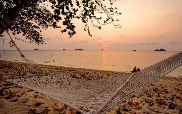 The White Knot Koh Chang