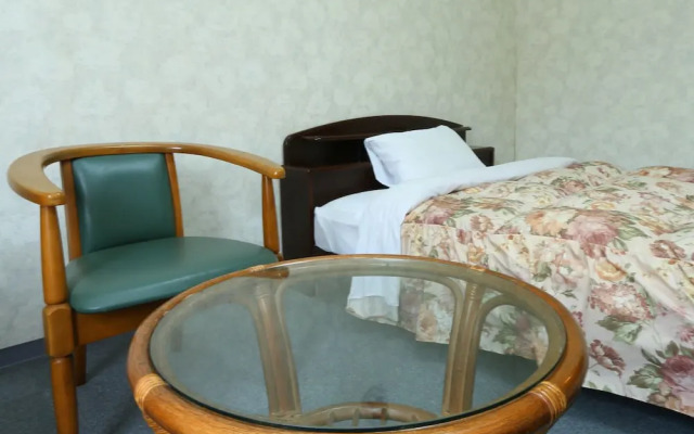 Sunflower City Hotel