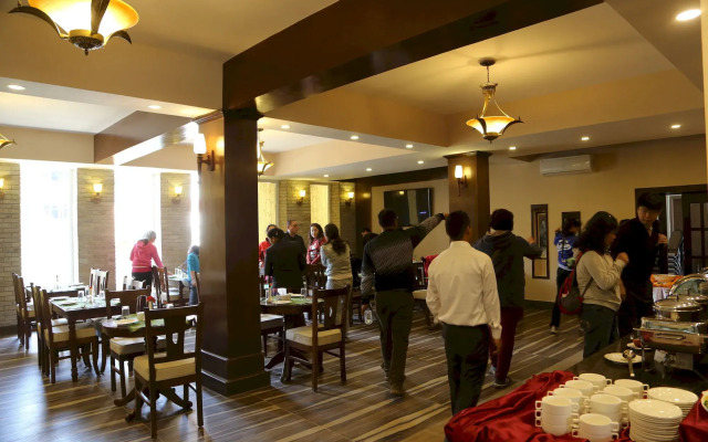 Da Yatra Courtyard Hotel & Resort