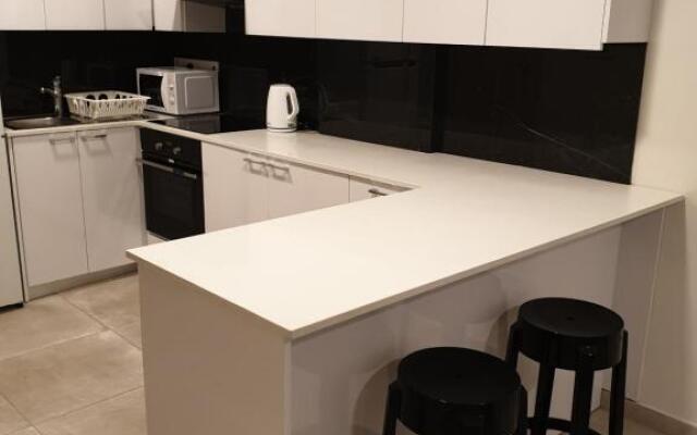 Egkomi luxury suites 003