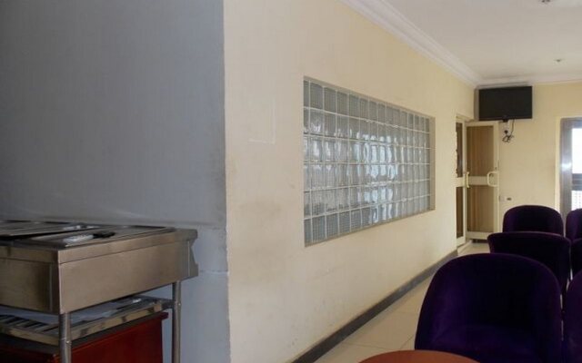 Gade Place Hotel