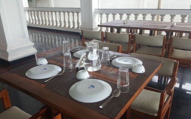 Zac Beach Resort