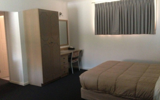 Nunawading Motor Inn