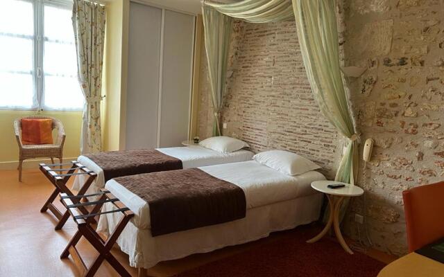 Hotel Restaurant le grand monarque